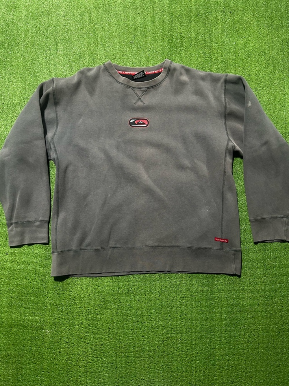 VTG Quiksilver Sweatshirt Men's L Gray Pullover Surf Skater Y2K Grunge USA